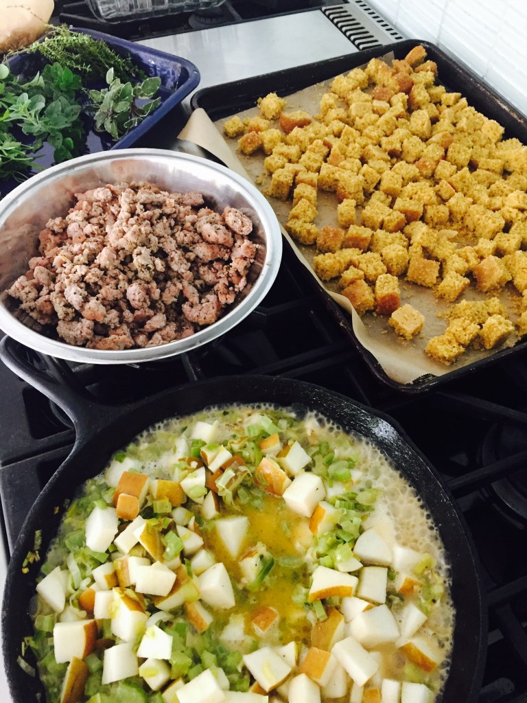 cornbread-dressing-ingredients